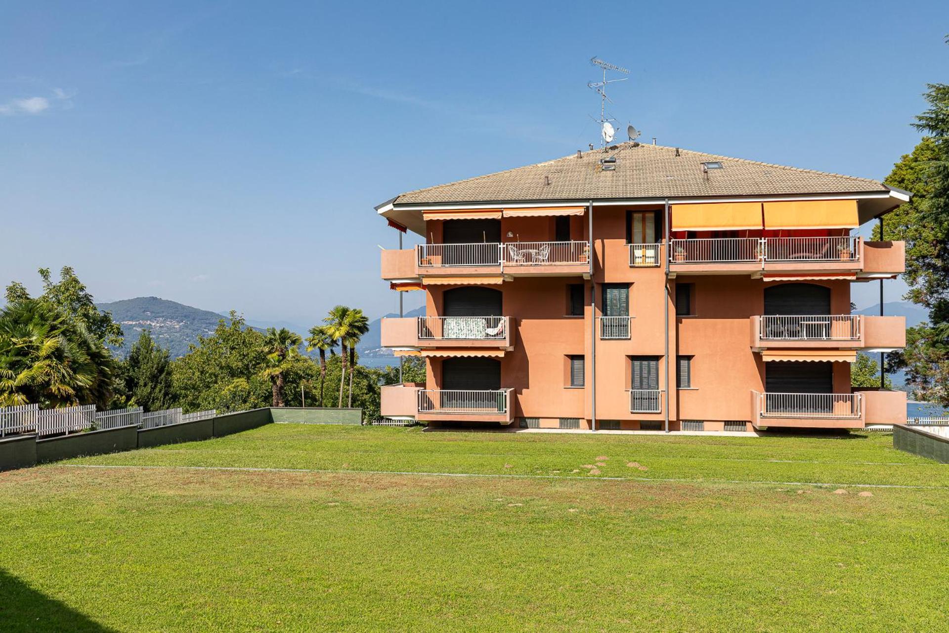 Appartamento Arona Vista Panoramica Dagnente Esterno foto