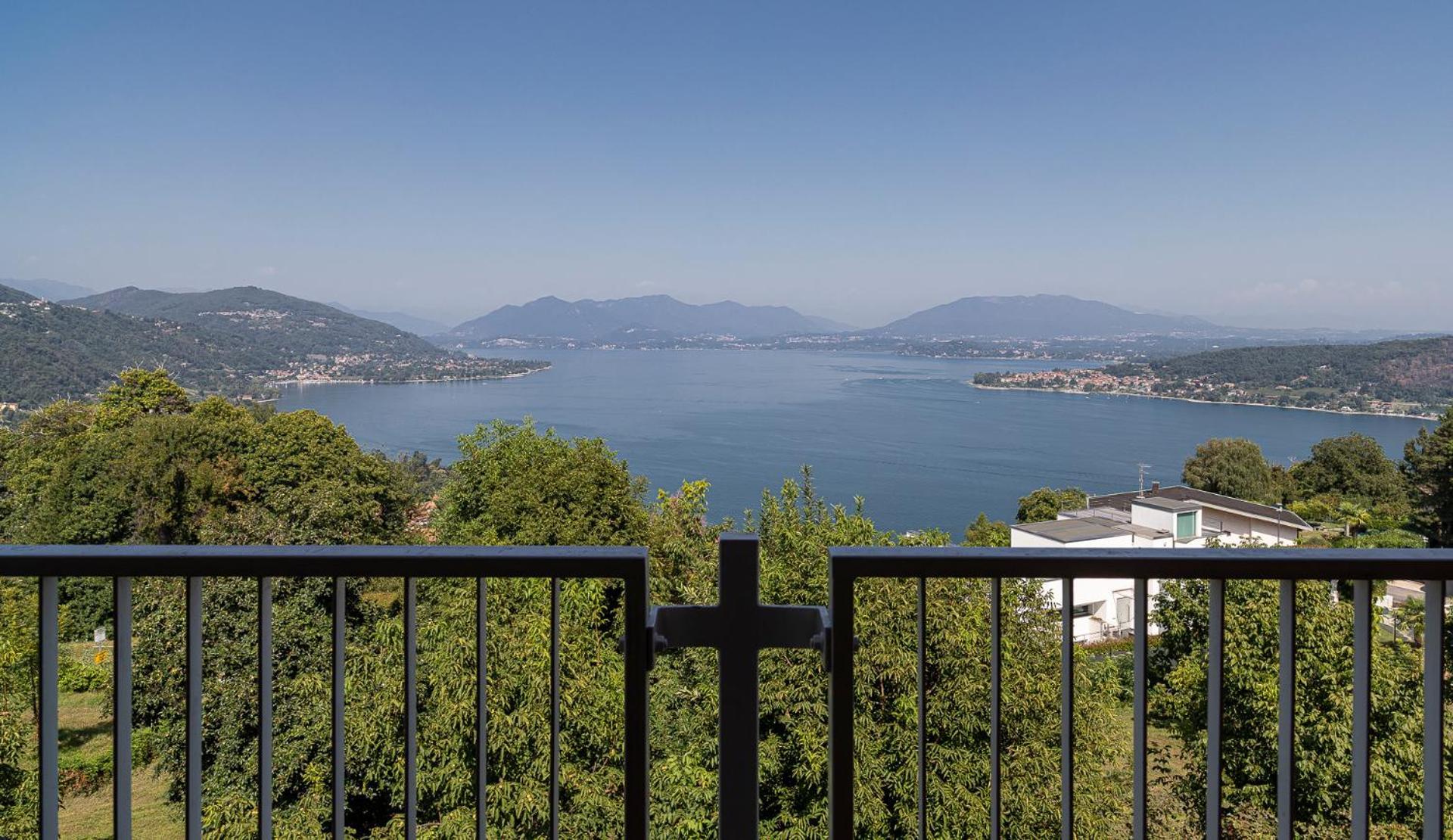 Appartamento Arona Vista Panoramica Dagnente Esterno foto