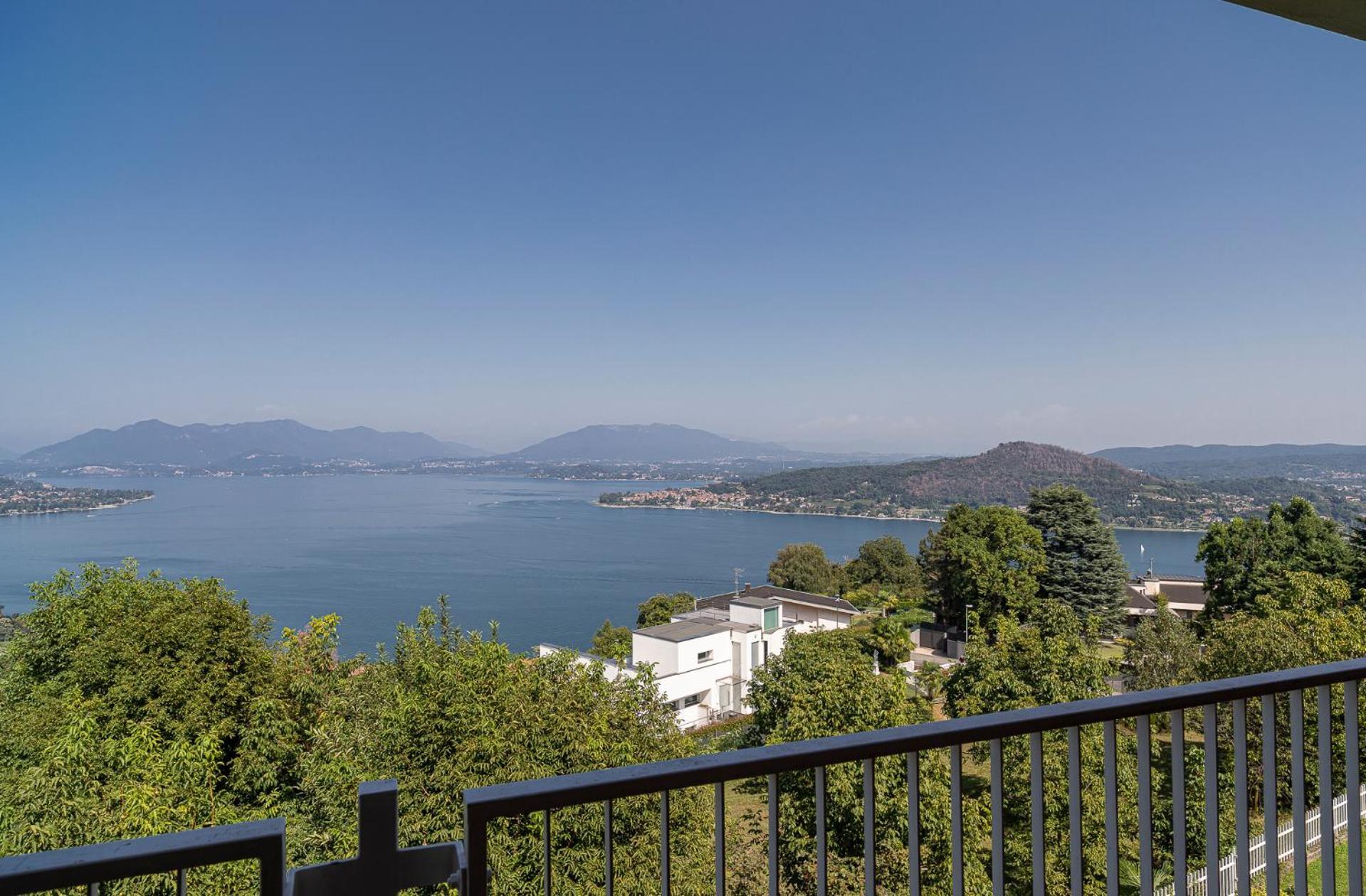 Appartamento Arona Vista Panoramica Dagnente Esterno foto
